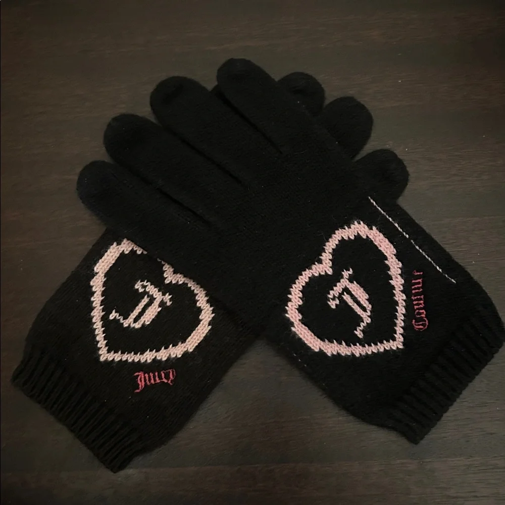 💕 Juicy Couture Knit Heart Logo Gloves Black 2010 Vintage NWT🧤